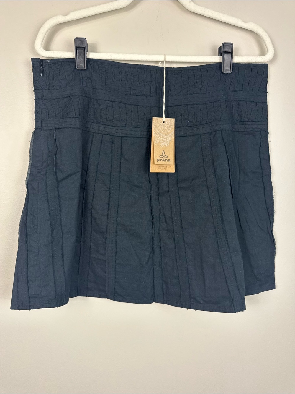 Prana Erin Skirt Womens 12 Black Pleated Outdoor Hiking Summer Casual Coastal